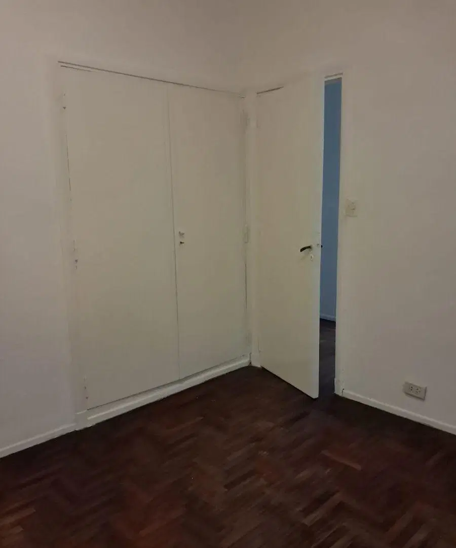 Venta departamento de 3 ambientes con dependencia en Recoleta!!!! 4