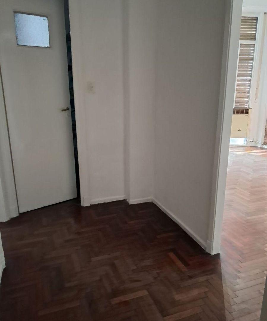 Foto de Venta departamento de 3 ambientes con dependencia en Recoleta!!!!, imagen 3