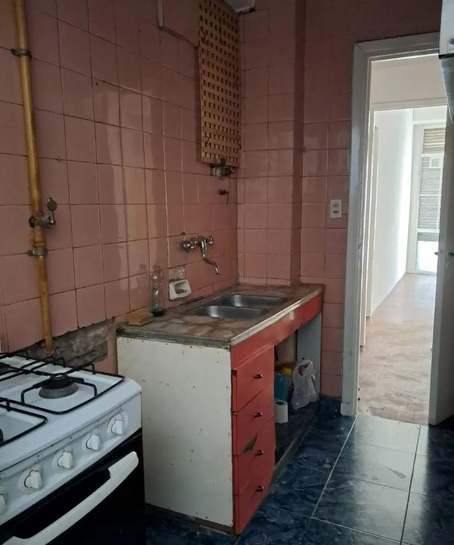 Venta departamento de 3 ambientes con dependencia en Recoleta!!!! 5