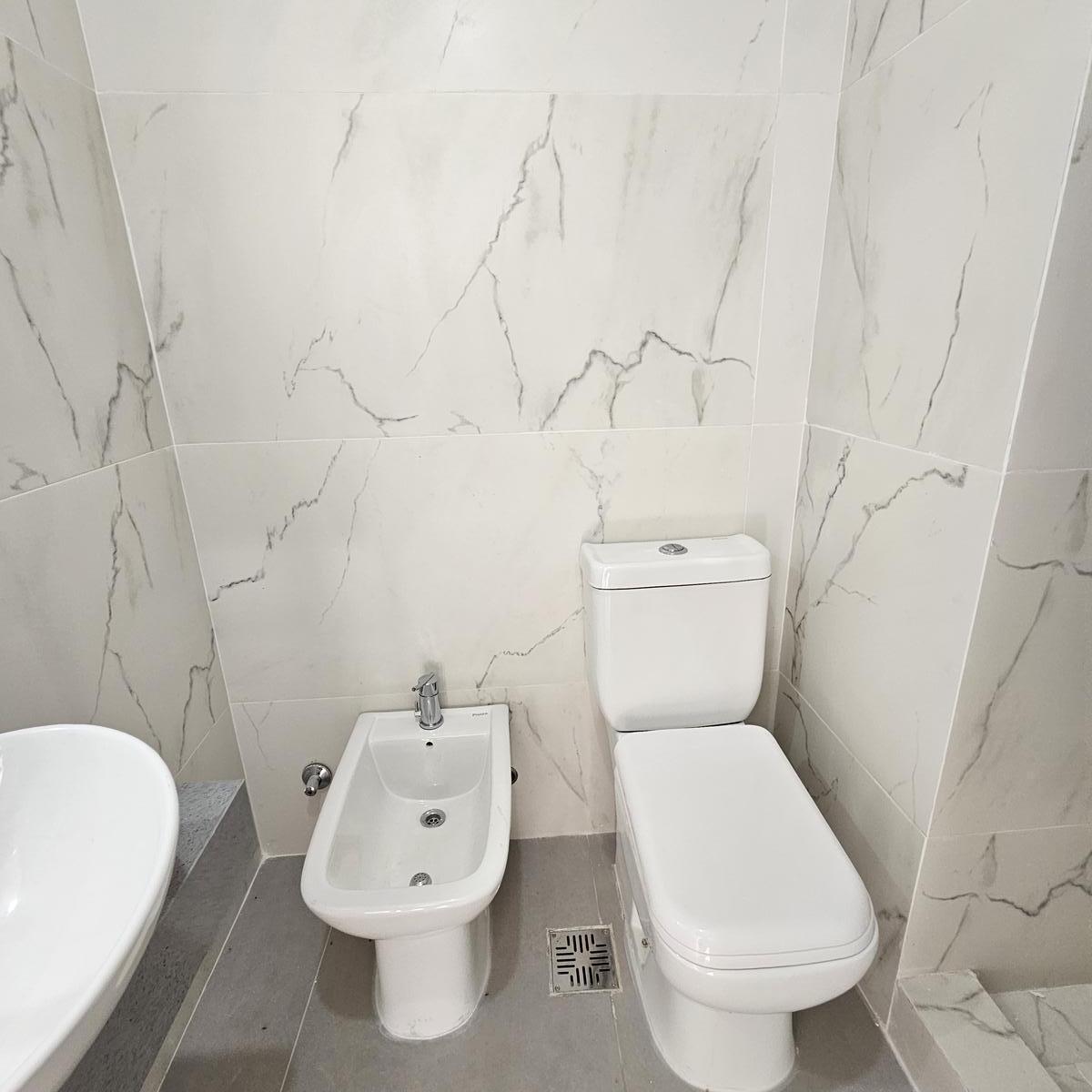 Foto de VENTA DE DEPARTAMENTO 2 AMBIENTES EN FLORES, imagen 2