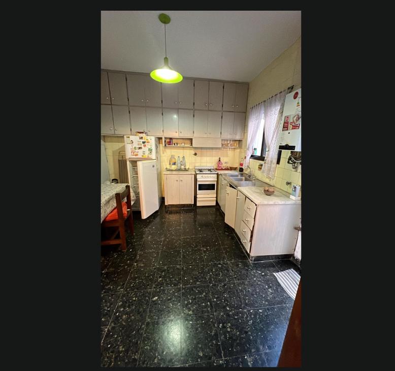 Foto de GALICIA 3300 -CASA DE 4 AMBIENTES EN DOS PLANTAS CON PATIO, imagen 4
