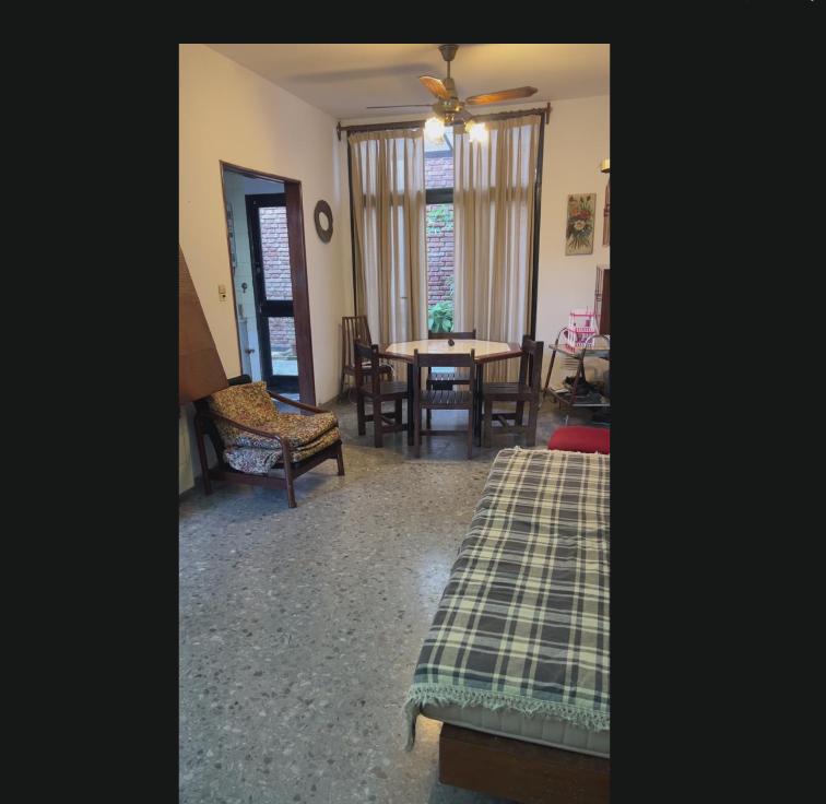 Foto de GALICIA 3300 -CASA DE 4 AMBIENTES EN DOS PLANTAS CON PATIO, imagen 2