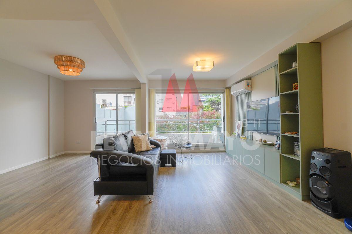 Foto de Caracas y Avellaenda, 4 amb 140 m2 impecable , patio apto suká, imagen 1