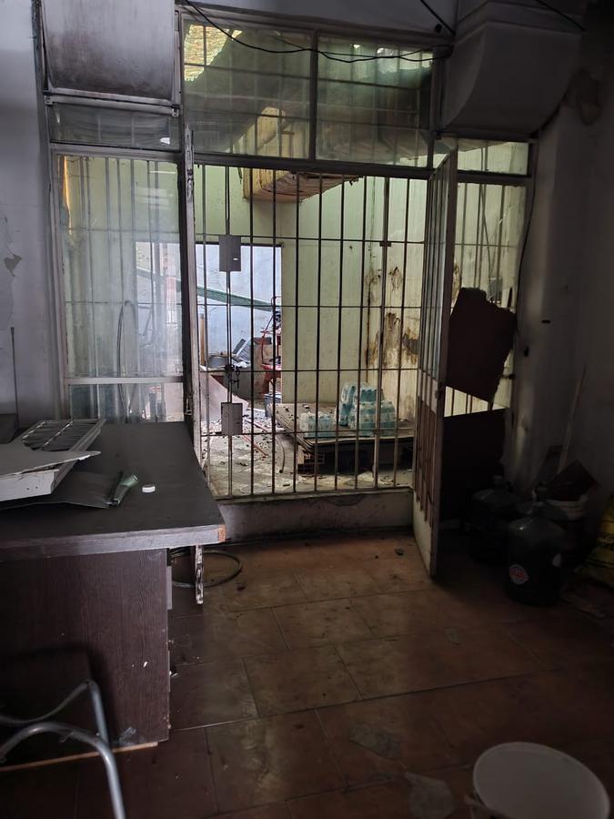 Foto de VENTA LOCAL RETIRO, imagen 4