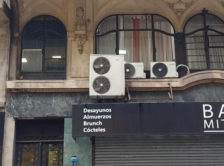 Foto de VENTA EDIFICIO EN BLOCK BARTOLOME MITRE AL 700, imagen 4
