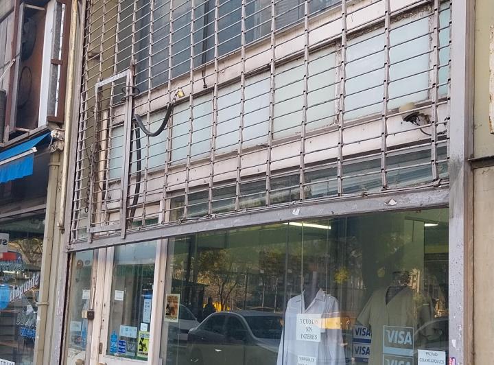 LOCAL ALQUILER COMERCIAL FACULTAD DE MEDICINA  2