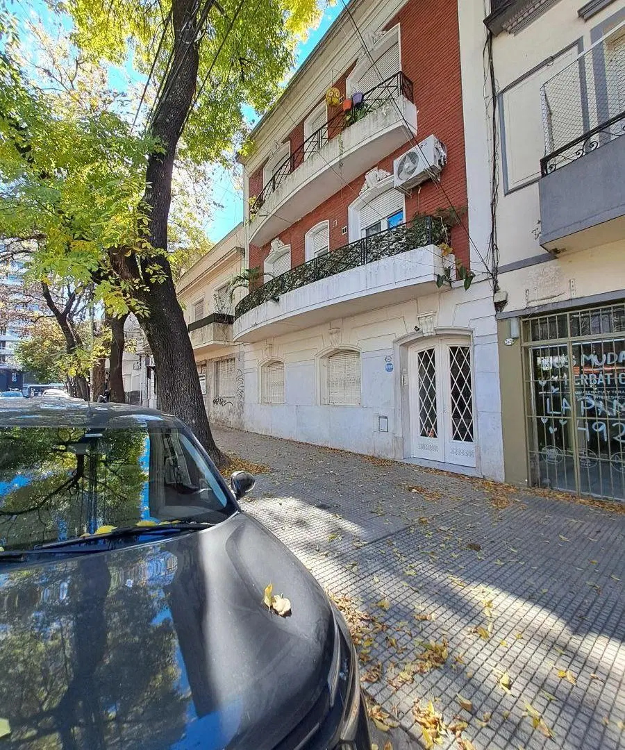 3 AMBIENTES CON DEPENDENCIAS EN EXCELENTE UBICACION DE VILLA URQUIZA 4