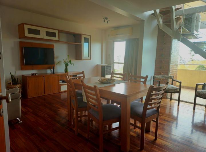 VENTA - PARQUE CHACABUCO - AV EVA PERO AL 1200 -  DUPLEX 4 AMB COCHERA Y BAULERA 5