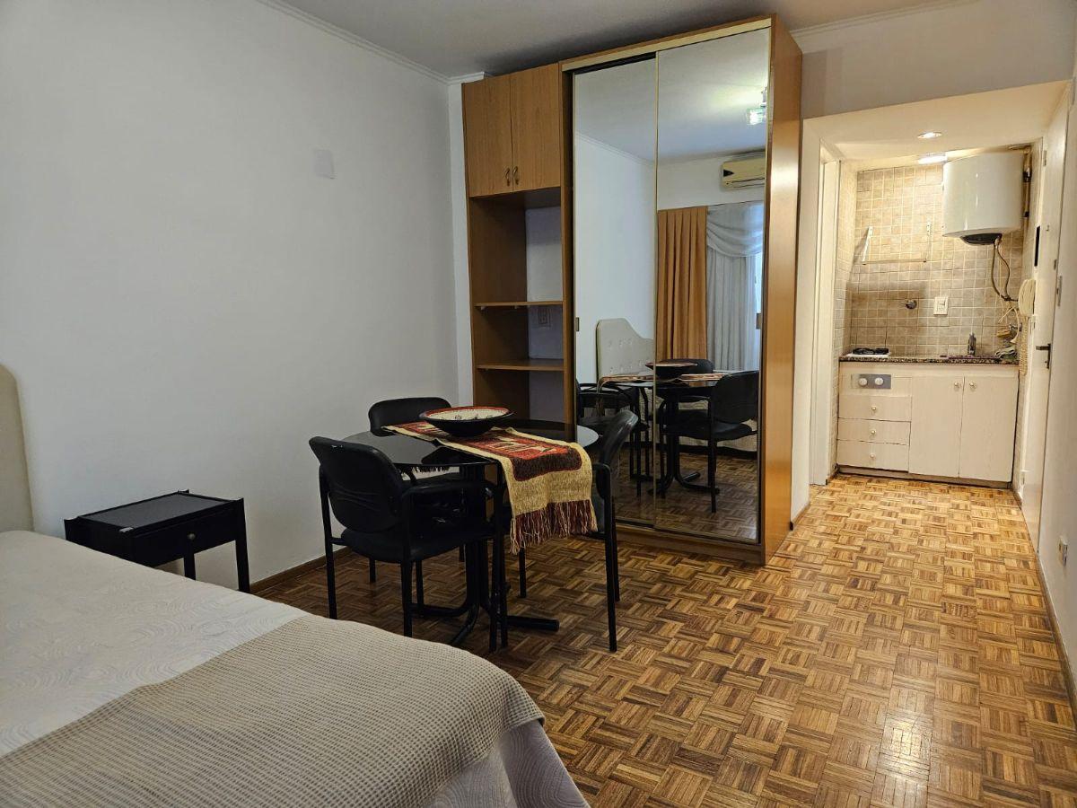 Foto de VENTA - RETIRO - 1 AMBIENTE - Esmeralda al 900, imagen 5