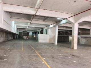 Venta Galpón 3600 m² en Mataderos 4