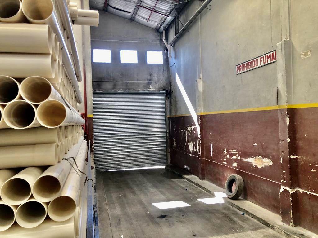 Venta Galpón 700 m² en Villa Lugano 1