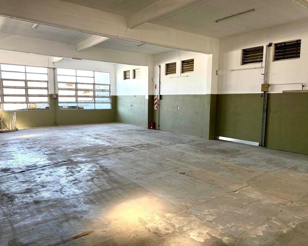 Alquiler Galpón 1170 m² en Mataderos 2