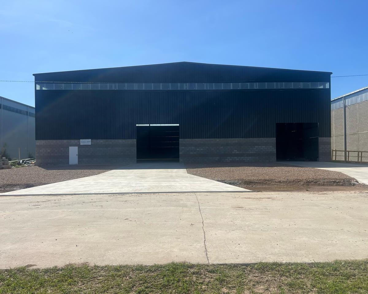 Venta Nave 1422 m a Estrenar en Moreno 5
