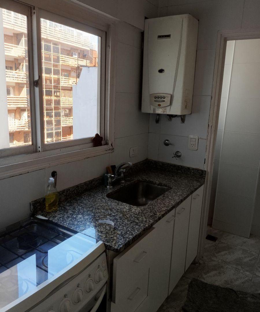 Foto de Hermoso 3 Amb Frente Balcon 75m2 (aprox) Balcón Super Amplio Agrelo al, imagen 2