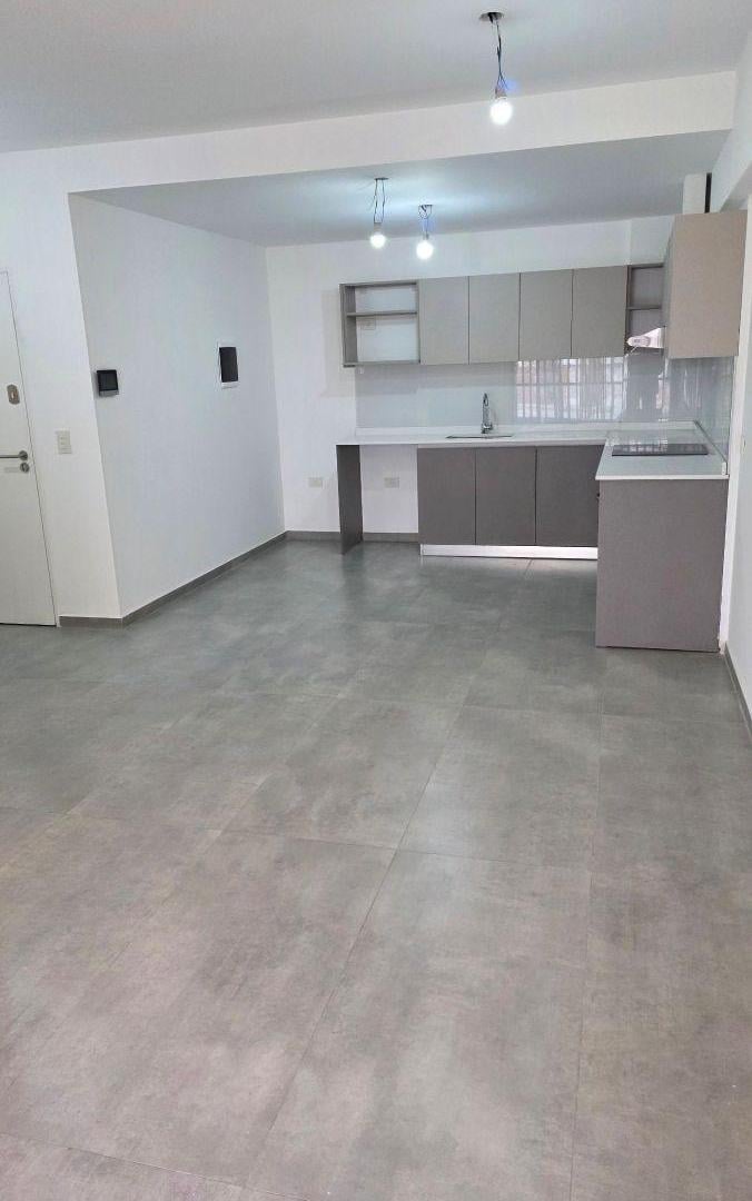 Foto de Hermoso 3 ambientes a estrenar al frente con balcón, imagen 2