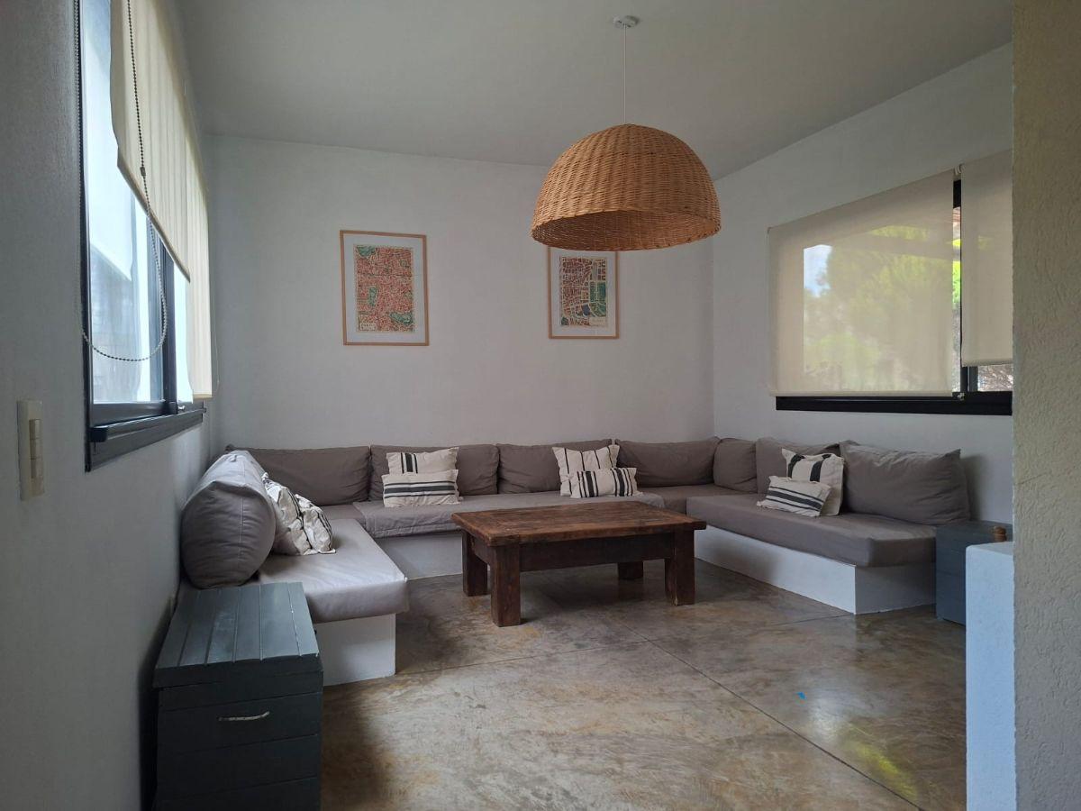 Foto de Casa de Diseño en Área 2 | Innovación, Luz y Estilo Único, imagen 4