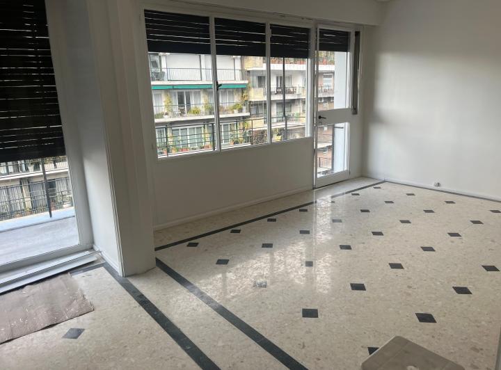 Alquiler departamento 3 dormitorios en Pueyrredon y Levenne categoria 1