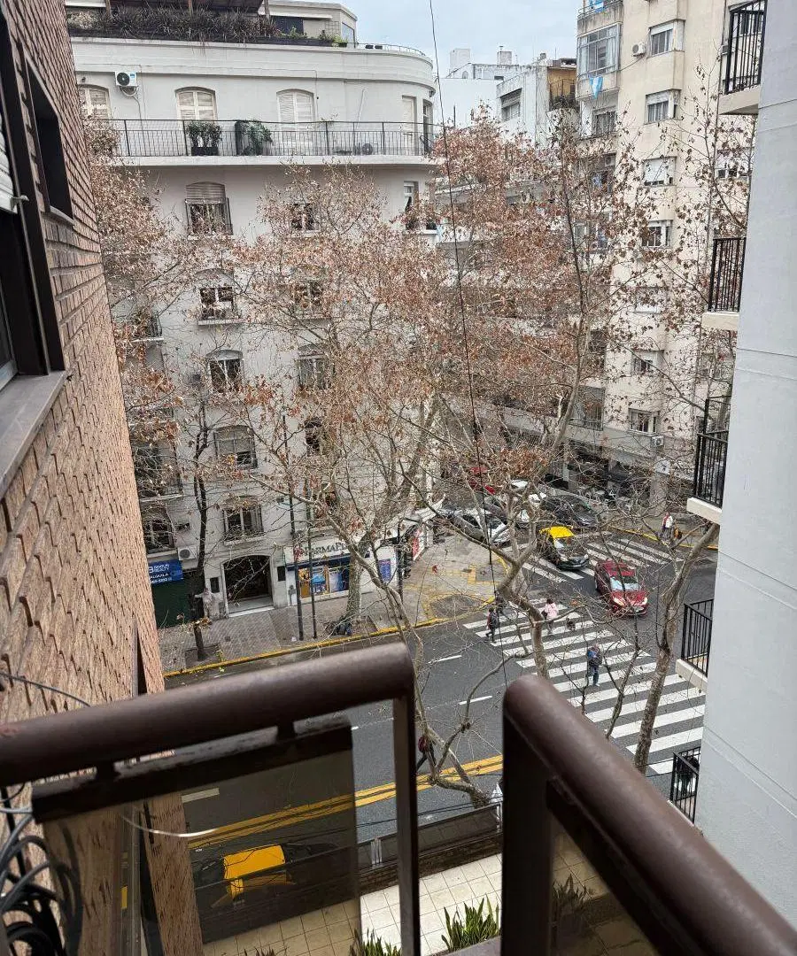 Alquiler en Avda Pueyrredon esquina Melo Barrio Norte ambientes con cochera 3