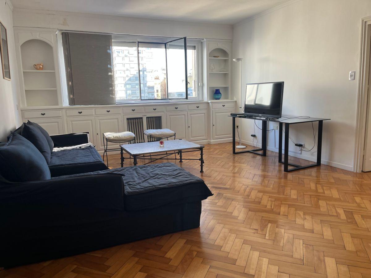 Foto de Venta en Avda del Libertador y Libertad, Recoleta, 2 dormitorios y, imagen 1