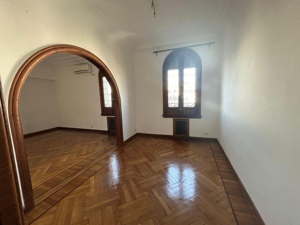 Foto de Alquiler en Avda Santa Fe. y Azcuénaga edificio francés de categoría en, imagen 3