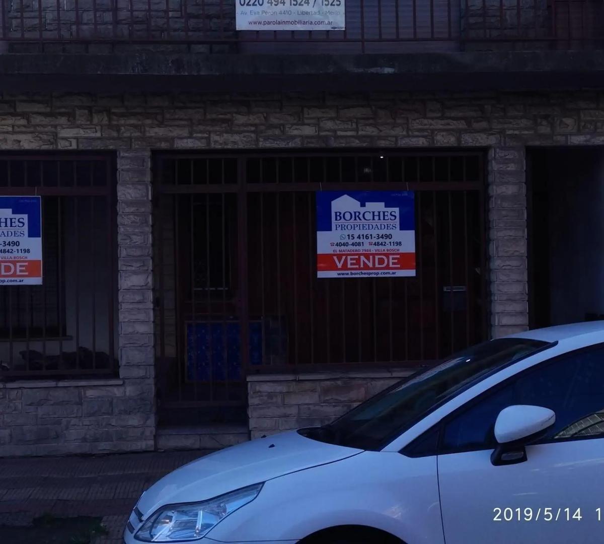 Casa en Venta Ubicado en Morón, G. B. a. Zona Oeste, Argentin 2