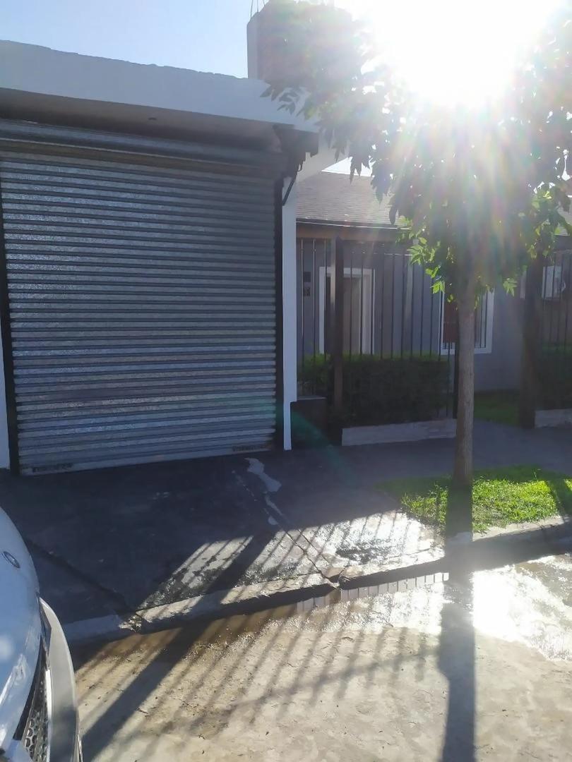 Casa en Venta Ubicado en Pablo Podestá, Tres de Febrero, G. 2