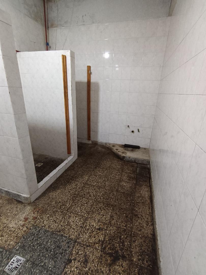 Foto de Excepcional Galpón 250 m2.cerca R.8, imagen 5