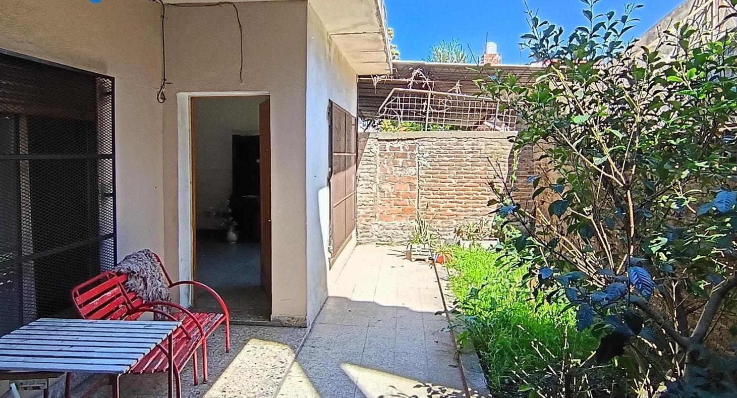 Foto de PH TIPO CASA PTA.BAJA FONDO, imagen 1