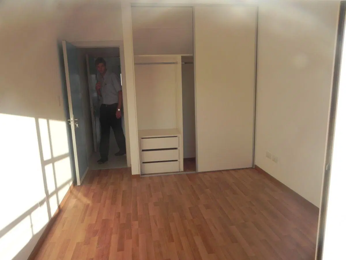 DEPARTAMENTO MUY BUENA UBICACION 7