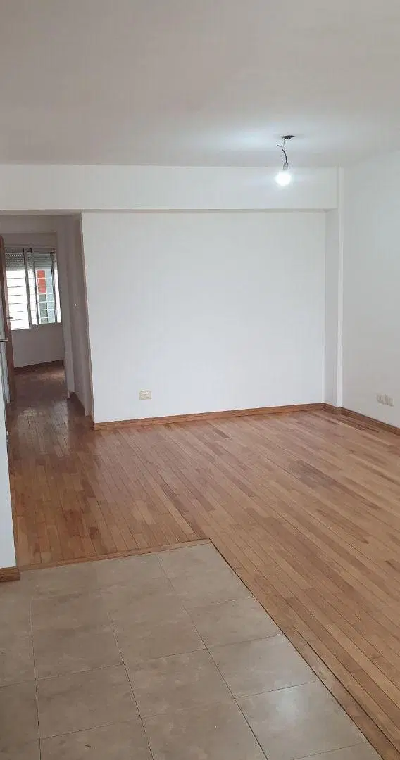 DEPARTAMENTO COMODO CON COCHERA EN EL MISMO EDIFICIO 8