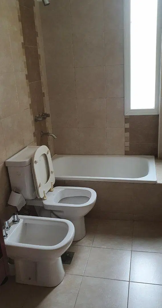 DEPARTAMENTO COMODO CON COCHERA EN EL MISMO EDIFICIO 5