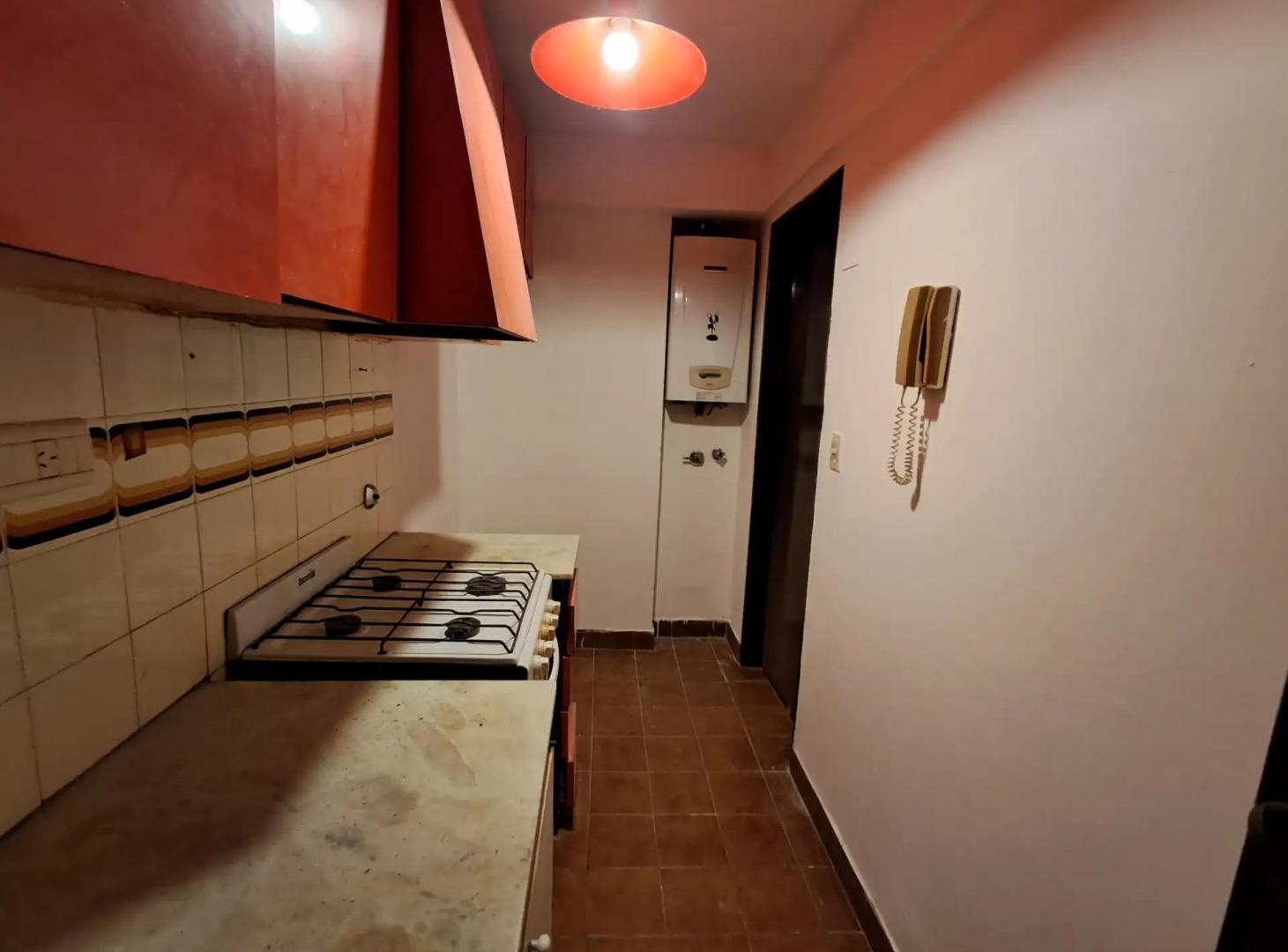 Foto de DEPARTAMENTO CON 2 HABITACIONES EN ALQUILER - SAN MARTIN 519 01 01, imagen 1