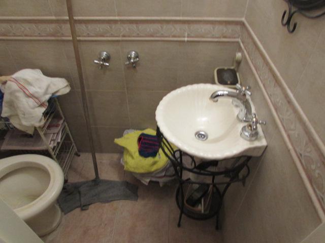 Departamento en Venta de 4 Ambientes con Dependencia y Cochera en Caballito Oportunidad 4