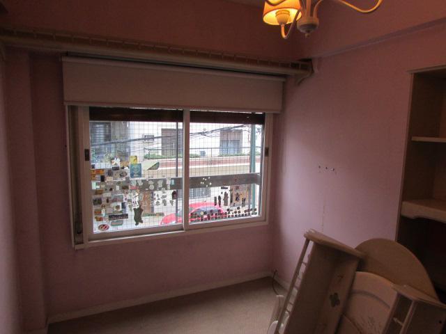Departamento en Venta de 4 Ambientes con Dependencia y Cochera en Caballito Oportunidad 3
