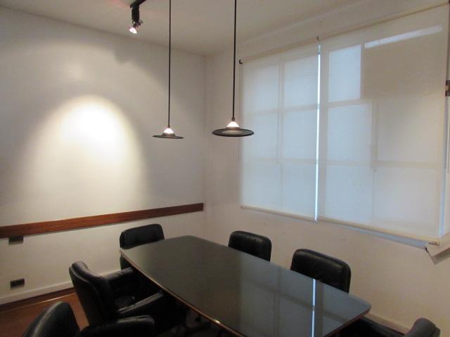 OFICINA EN ALQUILER EN PLENO CENTRO CON VARIOS DESPACHOS EXCELENTE IDEAL ESTUDIO JURÍDICO