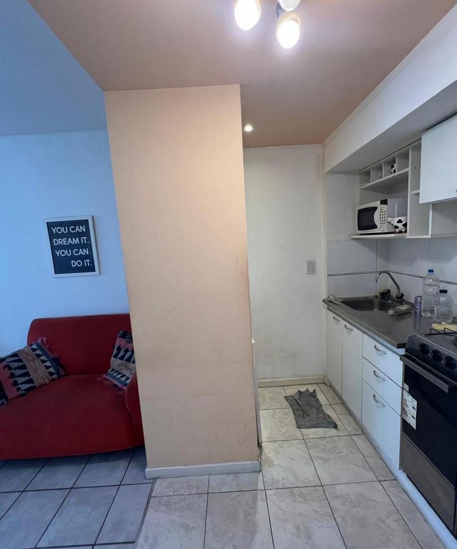 Foto de DEPARTAMENTO EN ALQUILER MONOAMBIENTE SOBRE LIBERTADOR EN RECOLETA, imagen 3