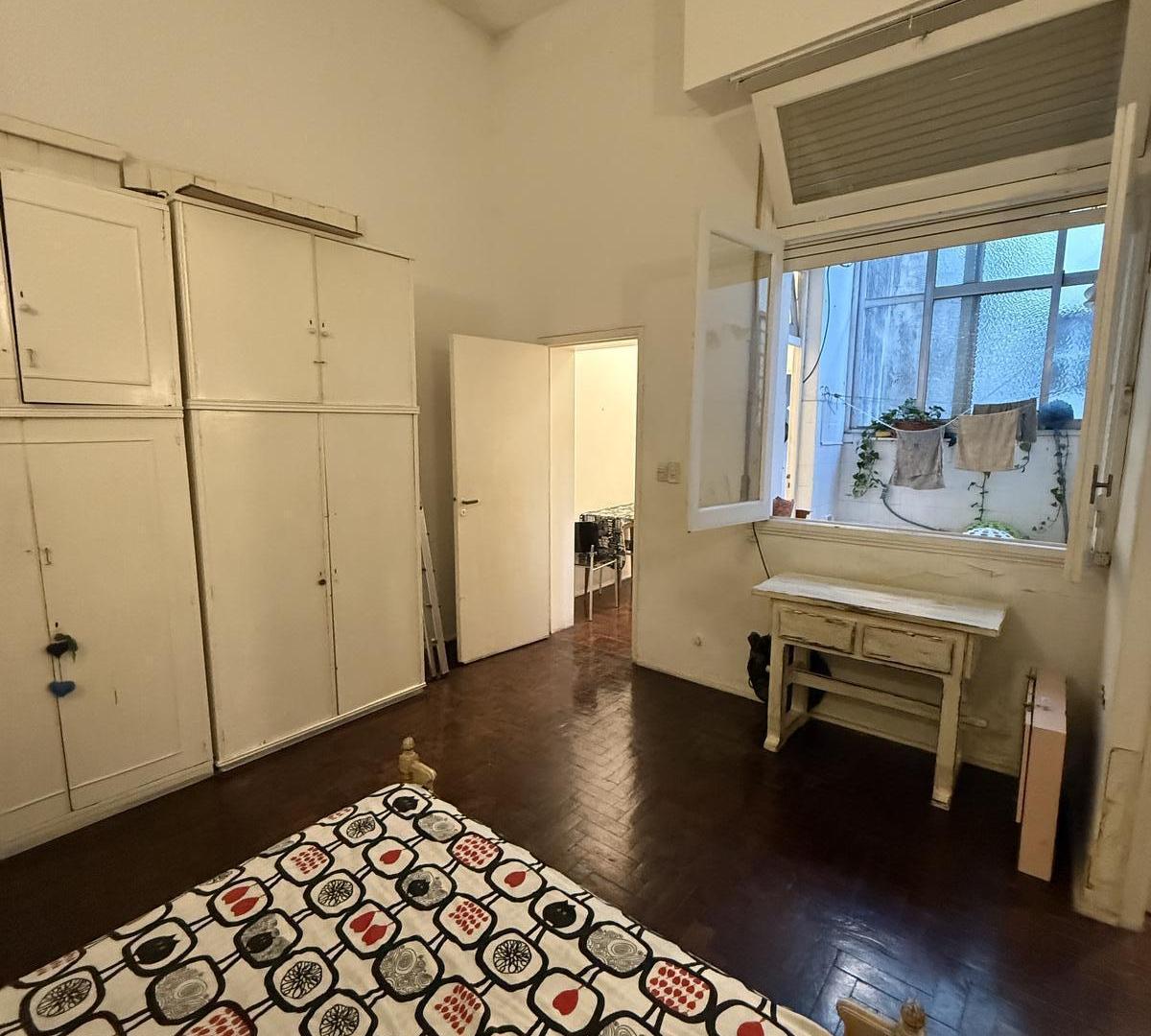 DEPARTAMENTO EN VENTA DE 2 AMBIENTES EN BARRIO NORTE OPORTUNIDAD