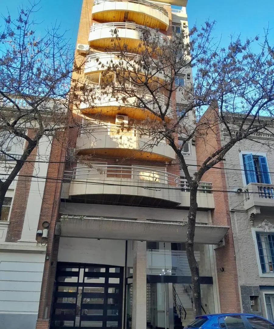 DEPARTAMENTO EN VENTA DE 3 AMBIENTES CON 2 COCHERAS FIJAS EN ALMAGRO CON AMENITIES 2