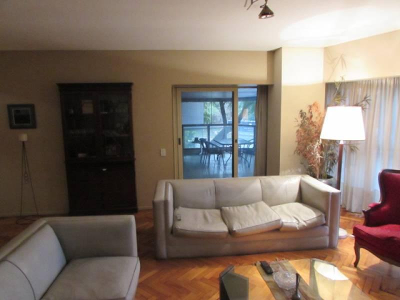 Foto de DEPARTAMENTO EN VENTA DE 4 AMBIENTES CON DEPENDENCIA Y COCHERA EN, imagen 3
