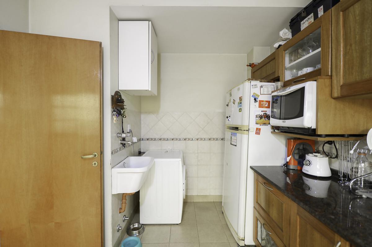 Departamento - Colegiales - Venta - Cuatro Ambientes - Patio - Cochera 4