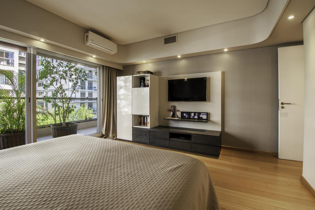 Depto de Lujo de 311 m² 4 Dorm C/dep y 3 Cocheras en Torre 3