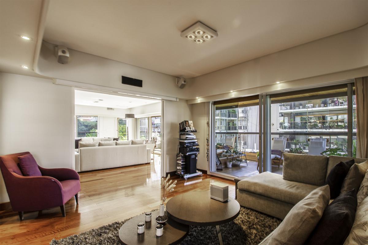 Depto de Lujo de 311 m² 4 Dorm C/dep y 3 Cocheras en Torre 2