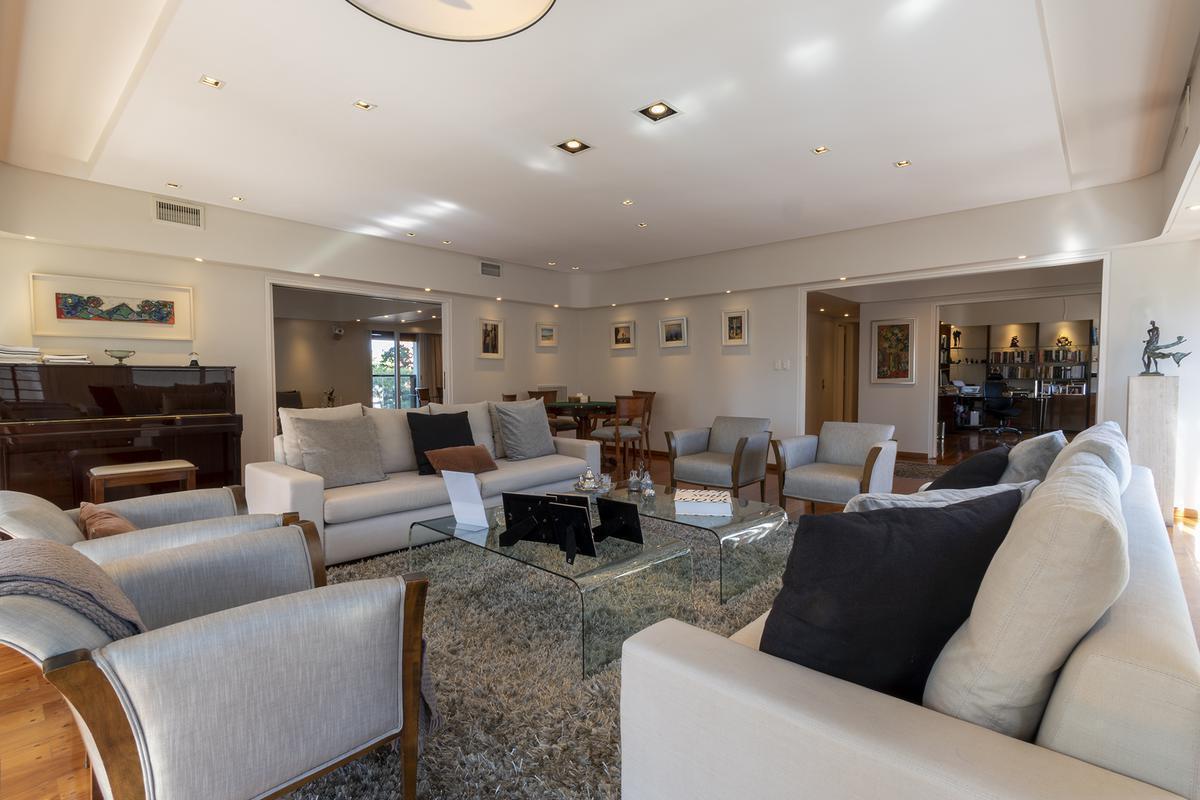 Depto de Lujo de 311 m² 4 Dorm C/dep y 3 Cocheras en Torre 1