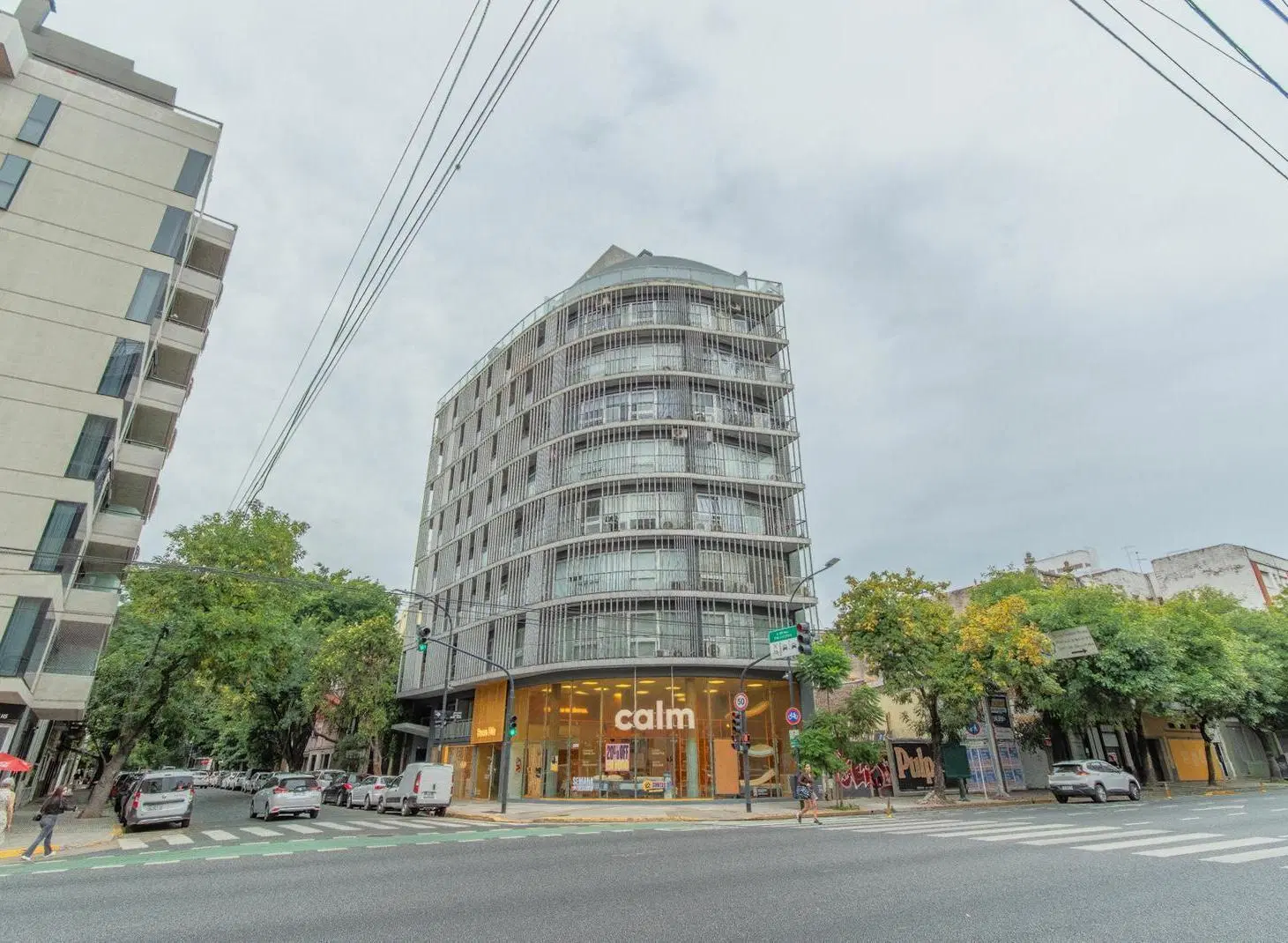 Oficinas en venta - Colegiales - Siete ambientes. Ventanales. Seguridad. Esquina. 3