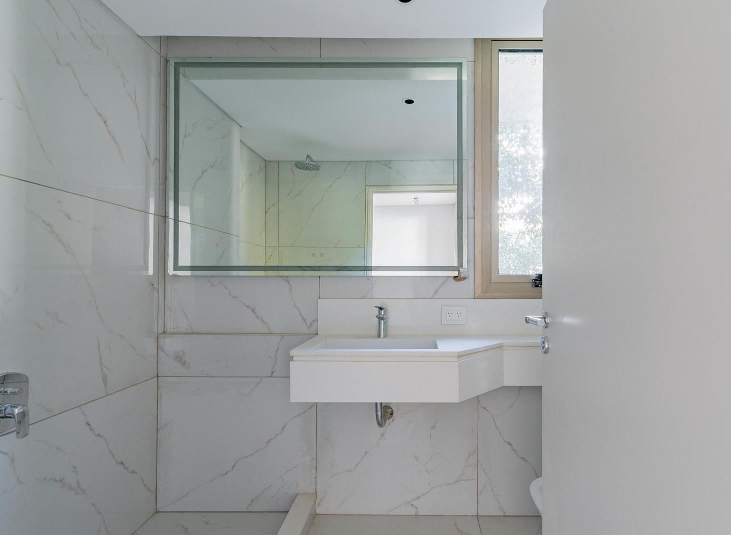 VENTA • PALERMO CHICO • 4 AMBIENTES • BALCÓN TERRAZA • A ESTRENAR