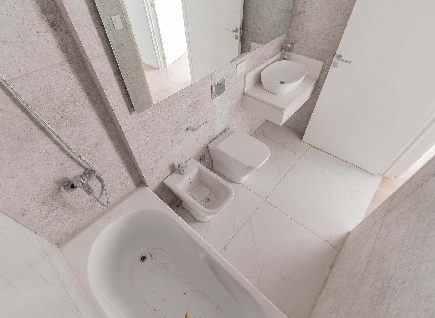 VENTA • PALERMO CHICO • 4 AMBIENTES • BALCÓN TERRAZA • A ESTRENAR