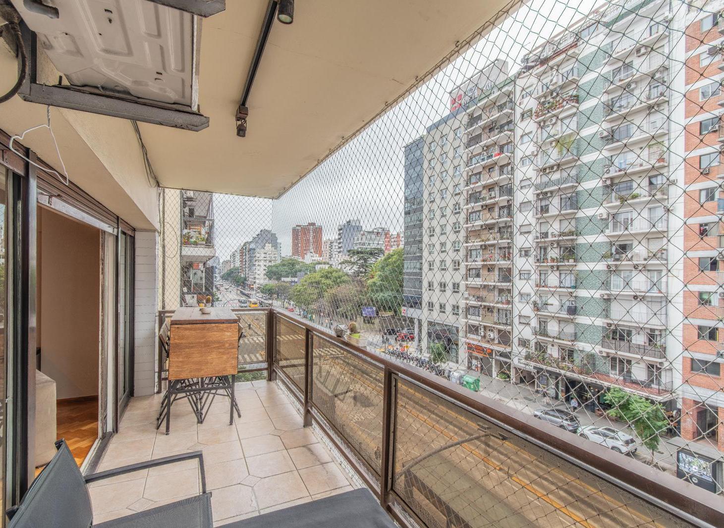 Foto de Venta cuantro ambientes. Dependencia. Balcon al frente. Cochera., imagen 3