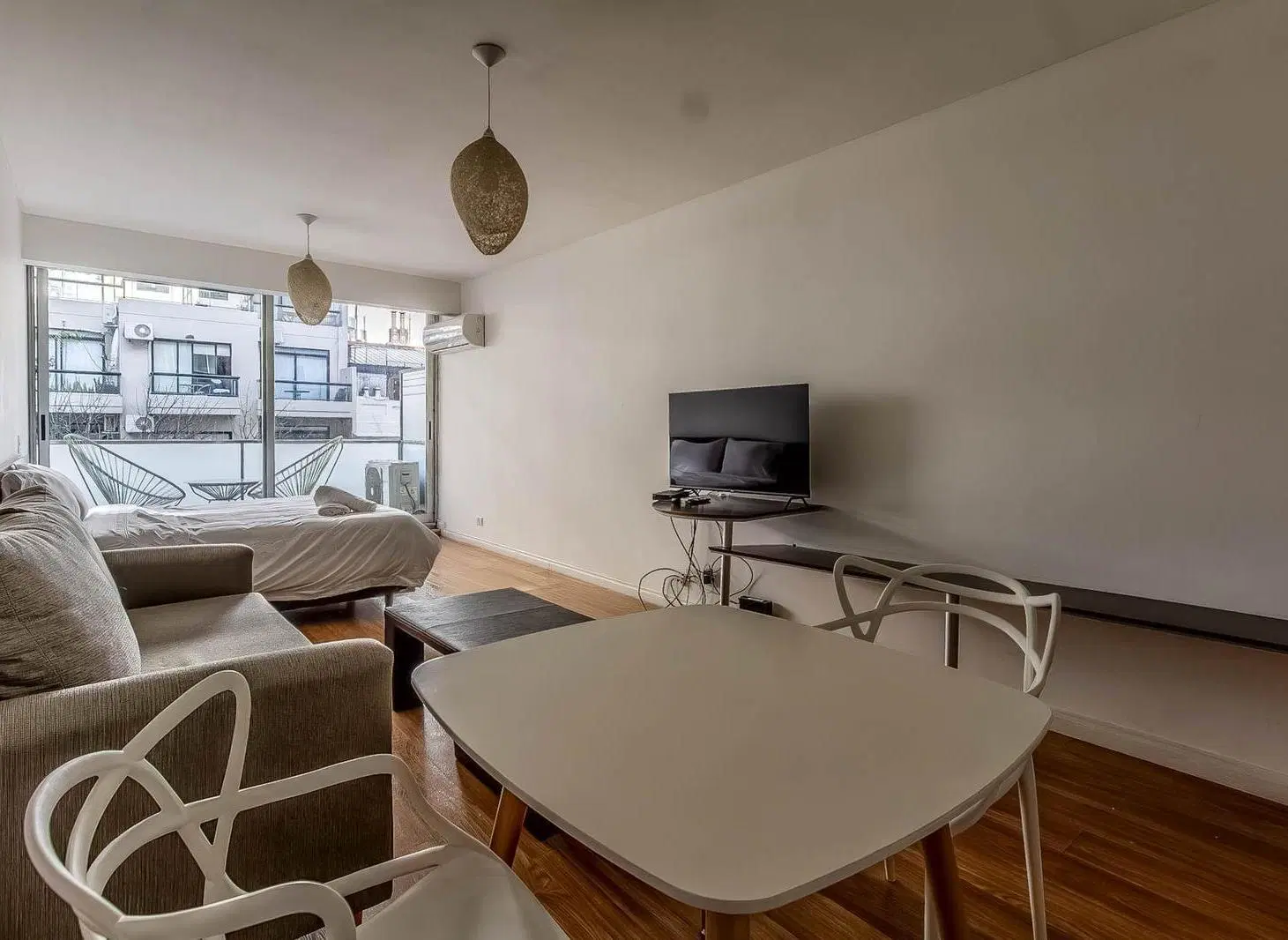 VENTA • PALERMO CHICO • MONOAMBIENTE • COCHERA • APTO CRÉDITO 4