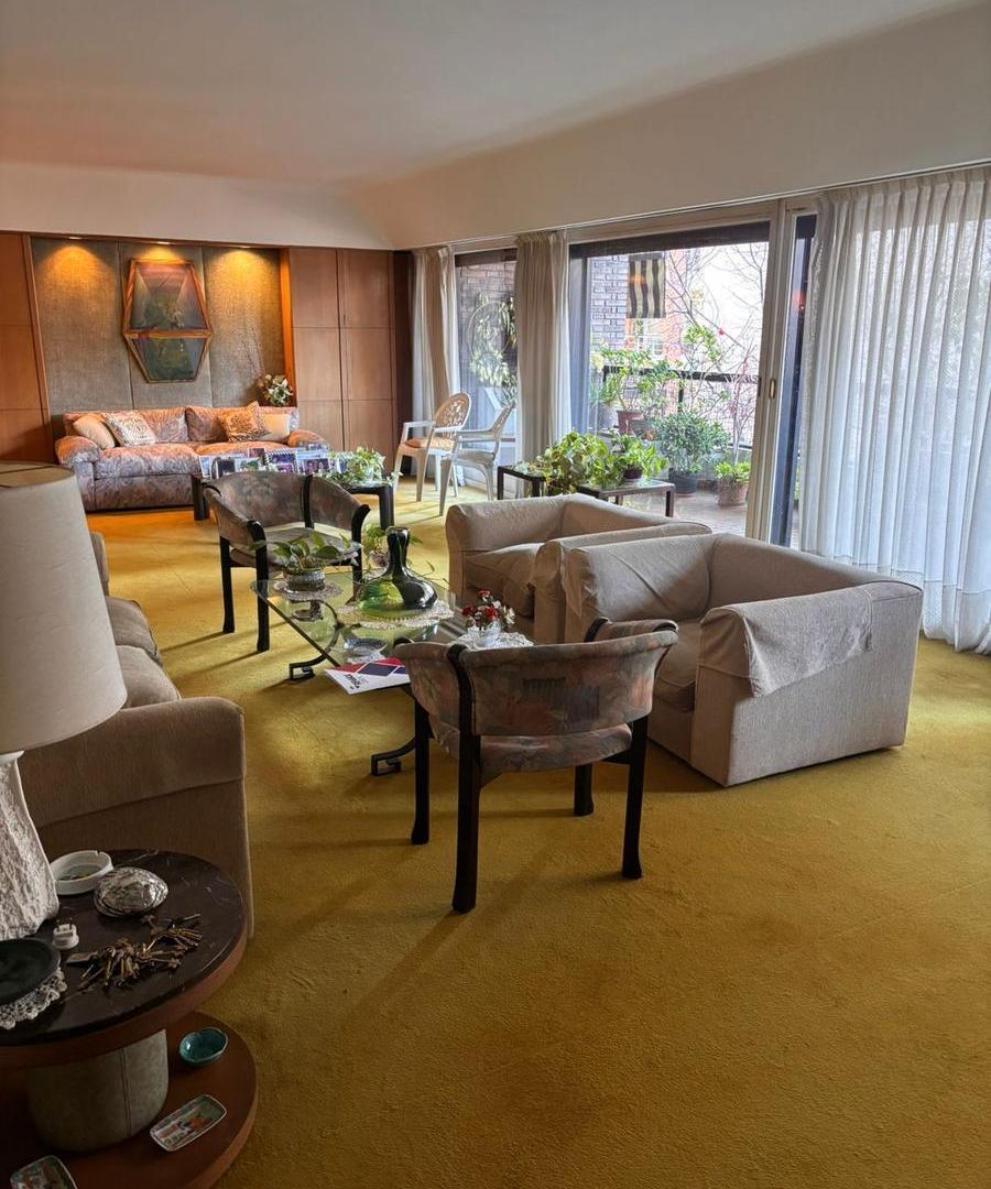 Foto de Gran departamento en venta - Luminoso y espacioso, imagen 2