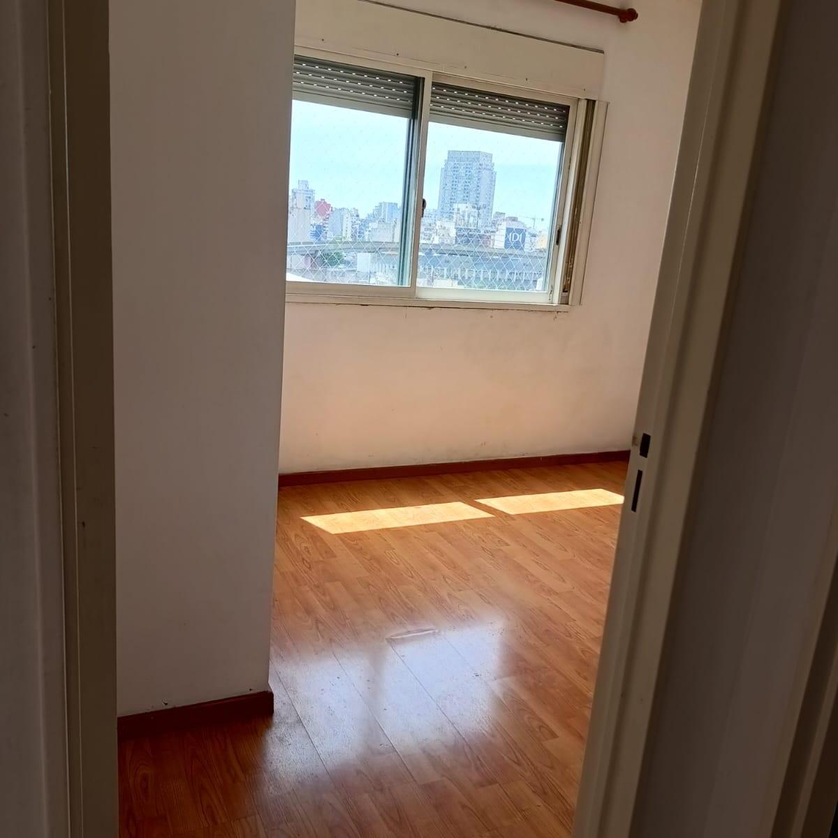 Luminoso, 7° Piso, Excelente Ubicación, Cómodo 2